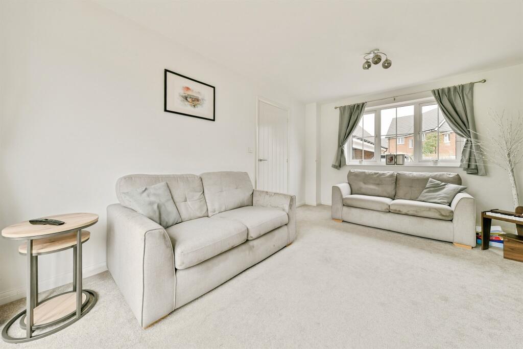 Emery Croft, Meppershall, Shefford photo 4