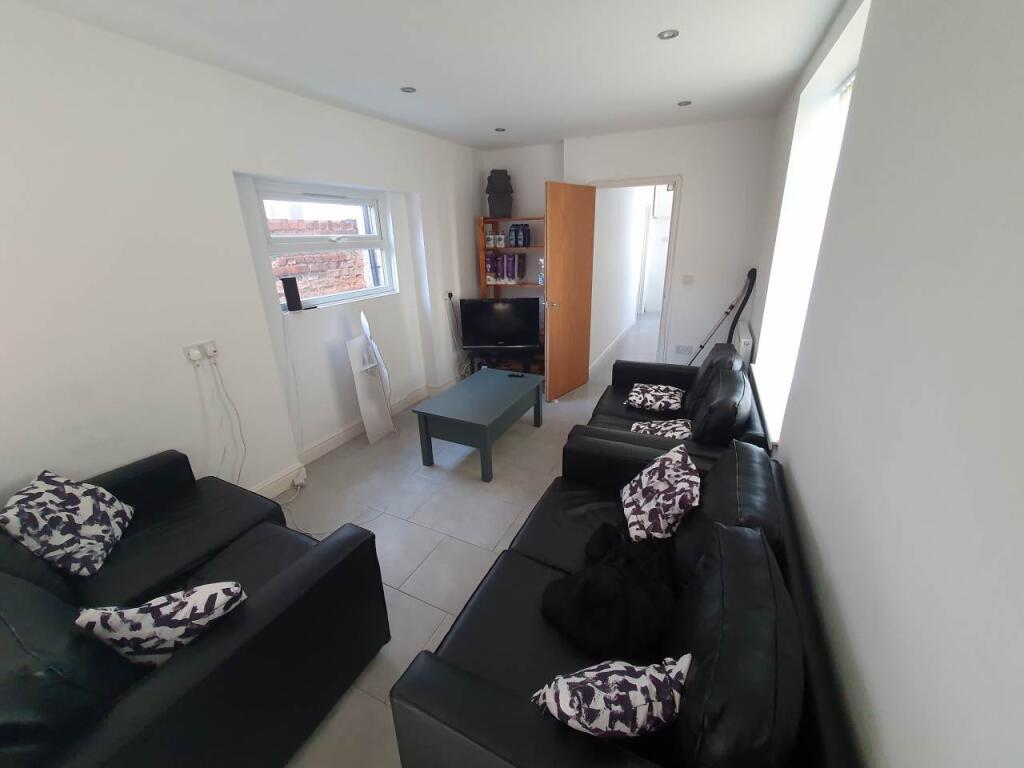 House in Cardiff - More