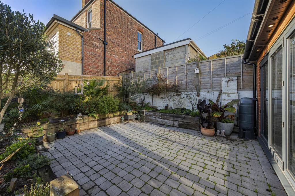 House in Newhaven - View 6