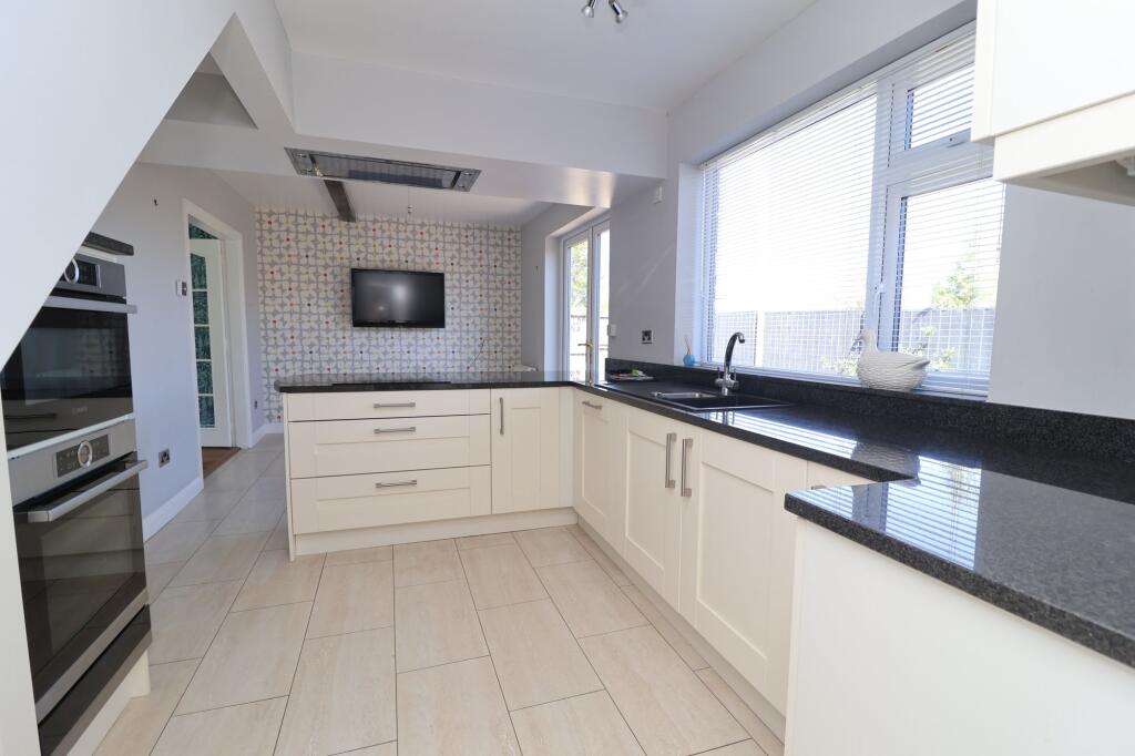 Kingsway, Hodthorpe, S80 photo 5