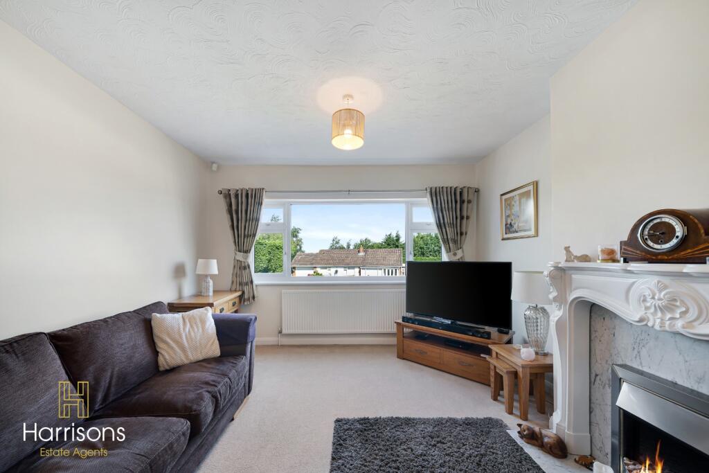 House in Bolton, Ladybridge - More