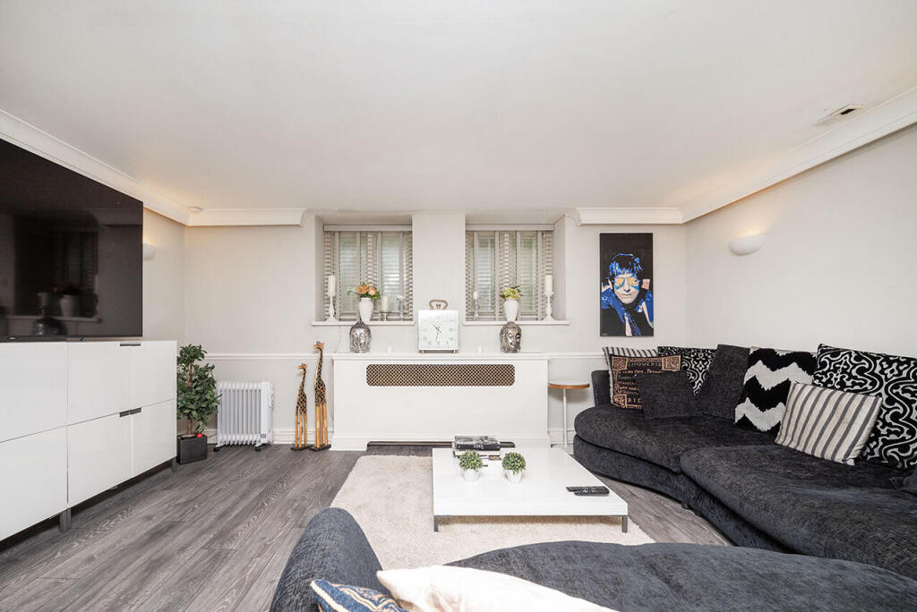 Apartment in London - View 4