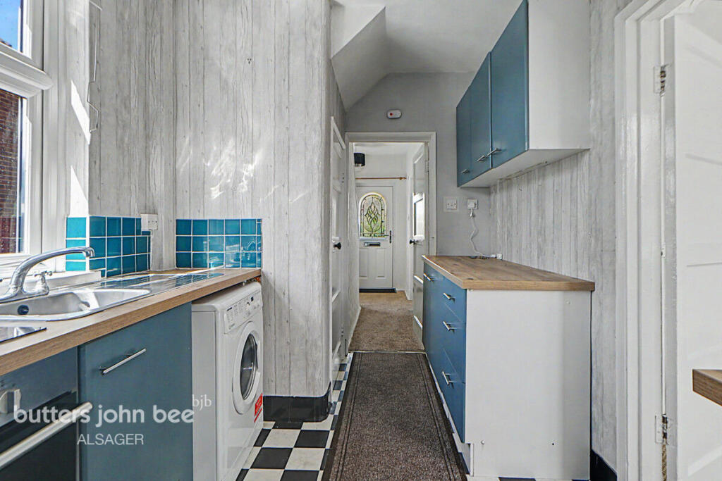 Sandbach Road, Lawton Heath End photo 4