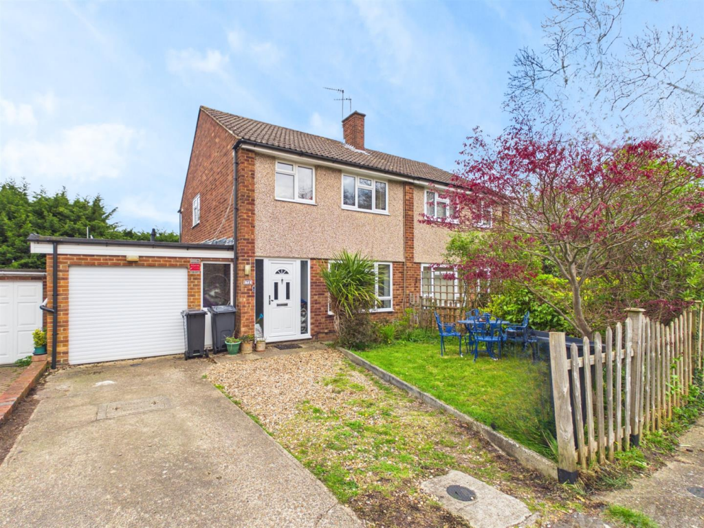 Main image of property: Greville Avenue, South Croydon, CR2 8NL