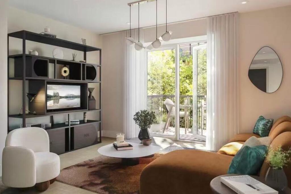 Main image of property: St John's HI, Clapham Junction, SW11