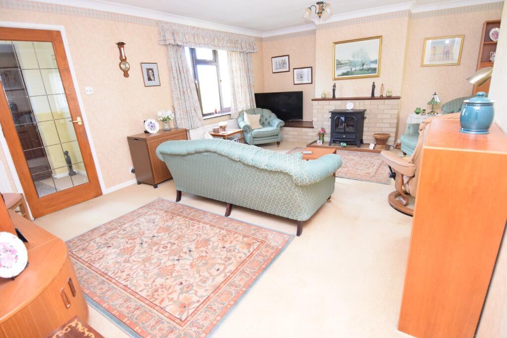 House in Shrewton - View 5