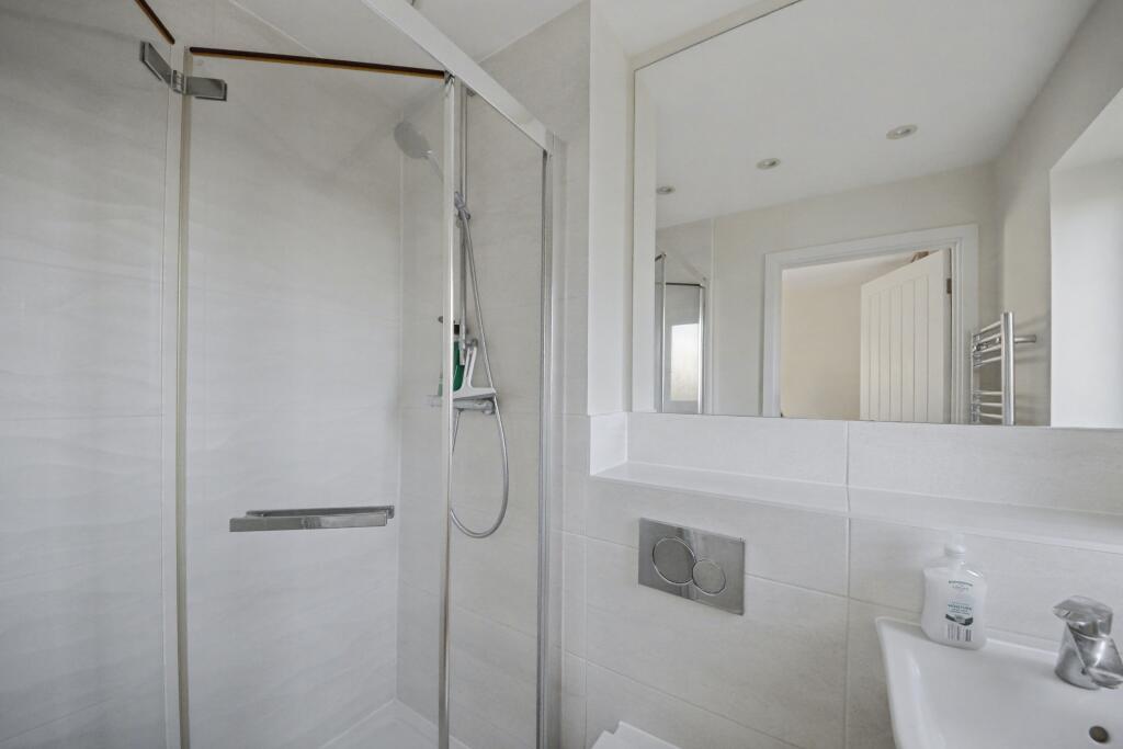 Additional image 20 of Appletree Way, Welwyn Garden City