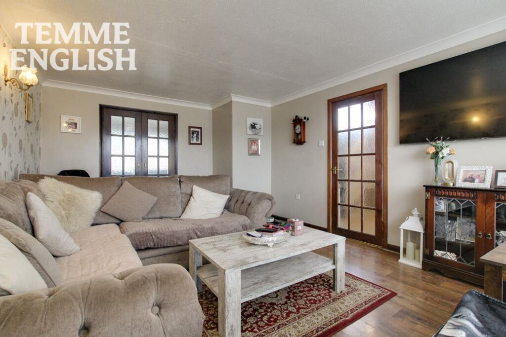 House in Basildon, Wickford - View 4