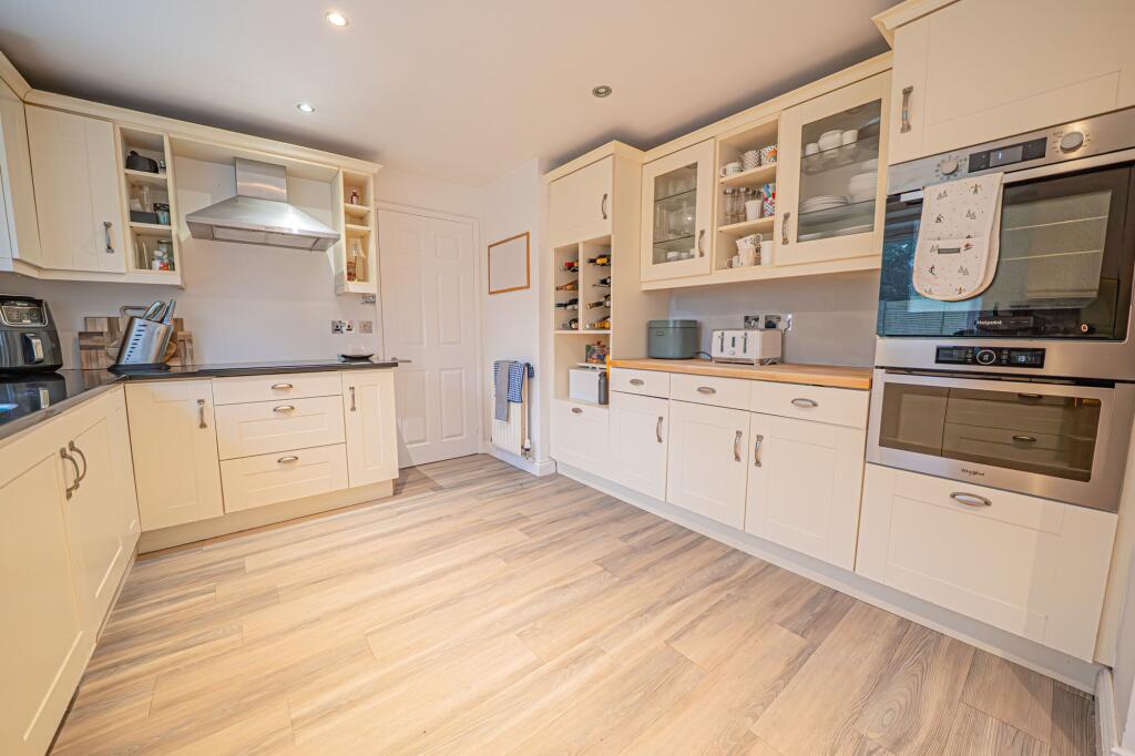 Additional image 4 of Greytree Crescent, Dorridge, B93