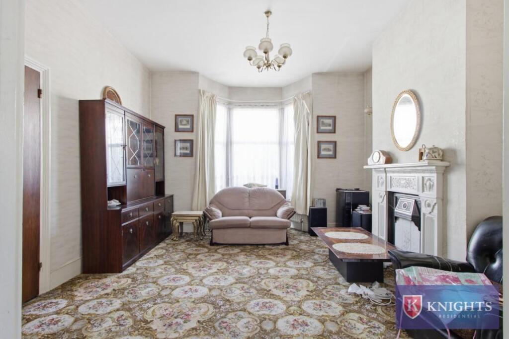 Elsden Road , Bruce Grove, London, N17 - View 2