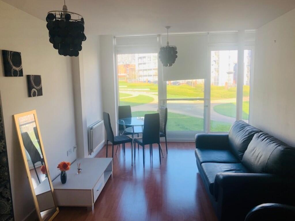 28 Alfred Knight Way photo 2