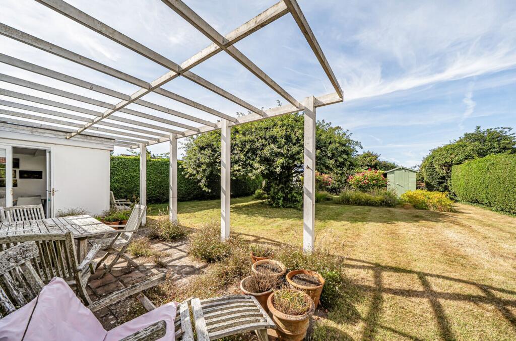 The Crescent, West Wittering, PO20 - View 3