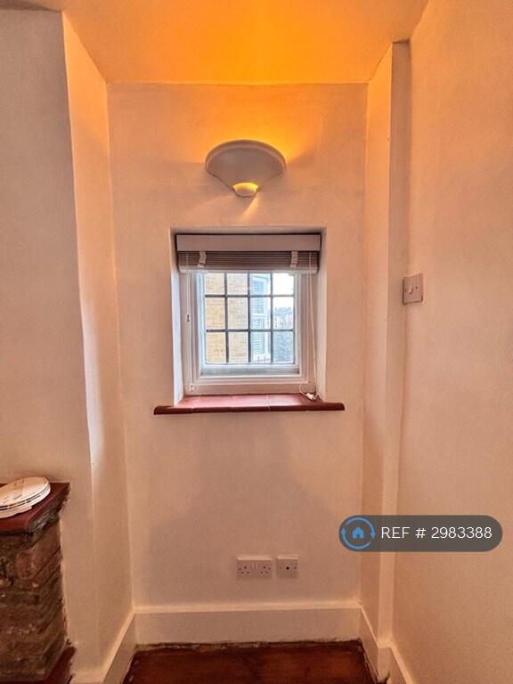 House in Canterbury - View 5