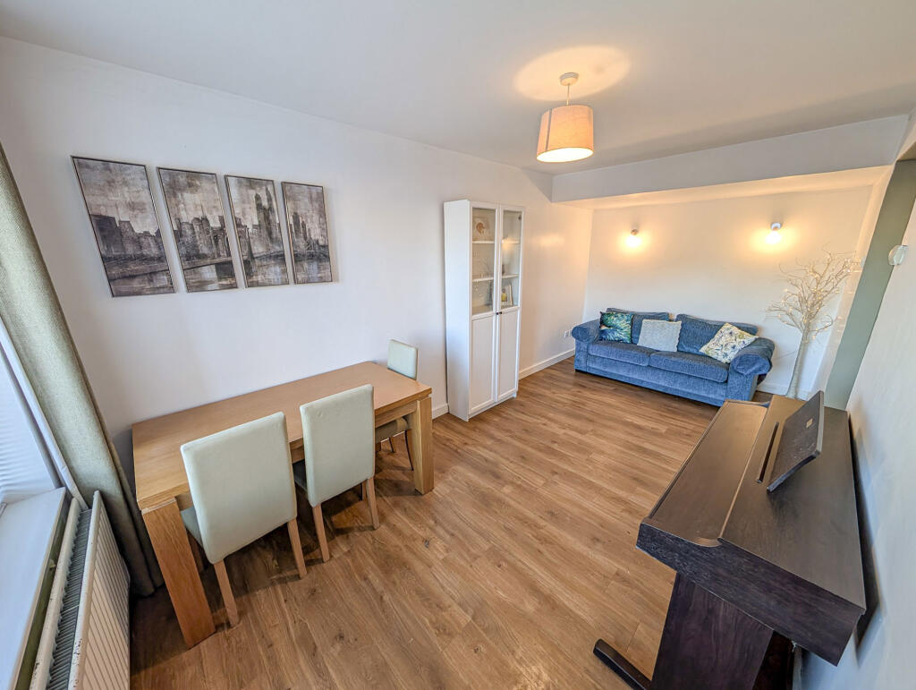 House in Stockton-on-Tees, Mount Pleasant, Portrack - More