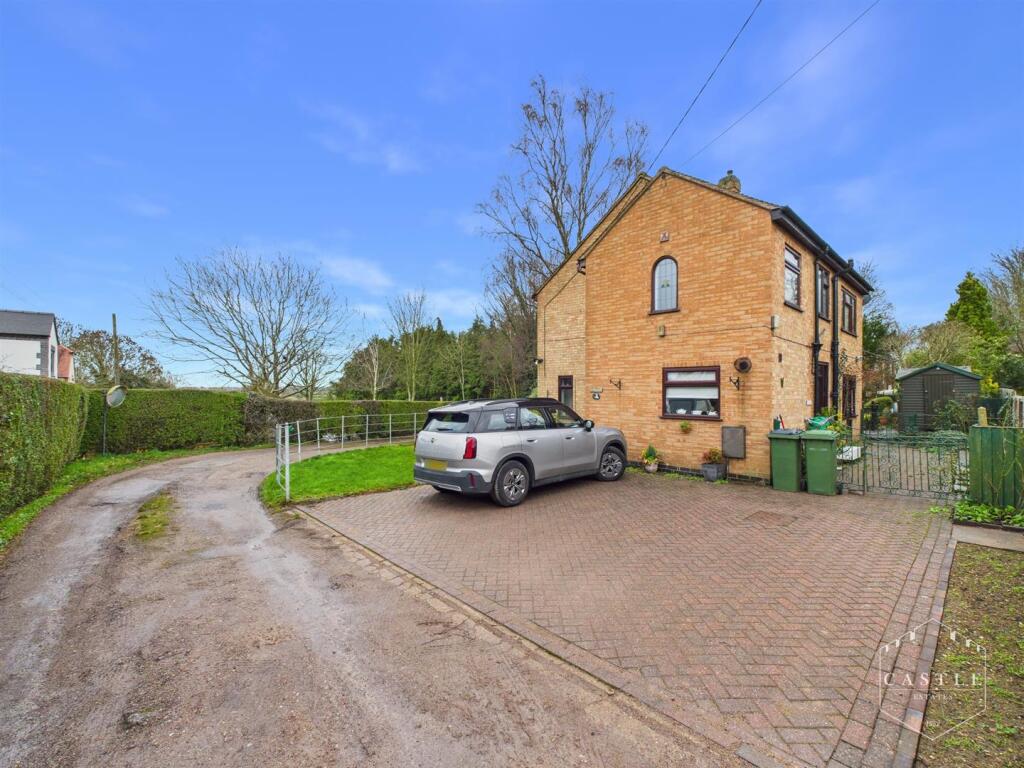 Elisha Close, Stoney Stanton, Leicester photo 4