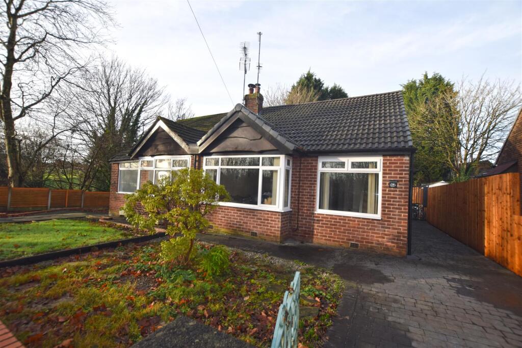 Main image of property: Kirkway, Alkrington,Manchester