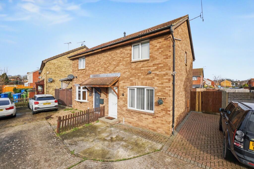 Main image of property: Invicta Court, Milton Regis, Sittingbourne, Kent, ME10 2LL