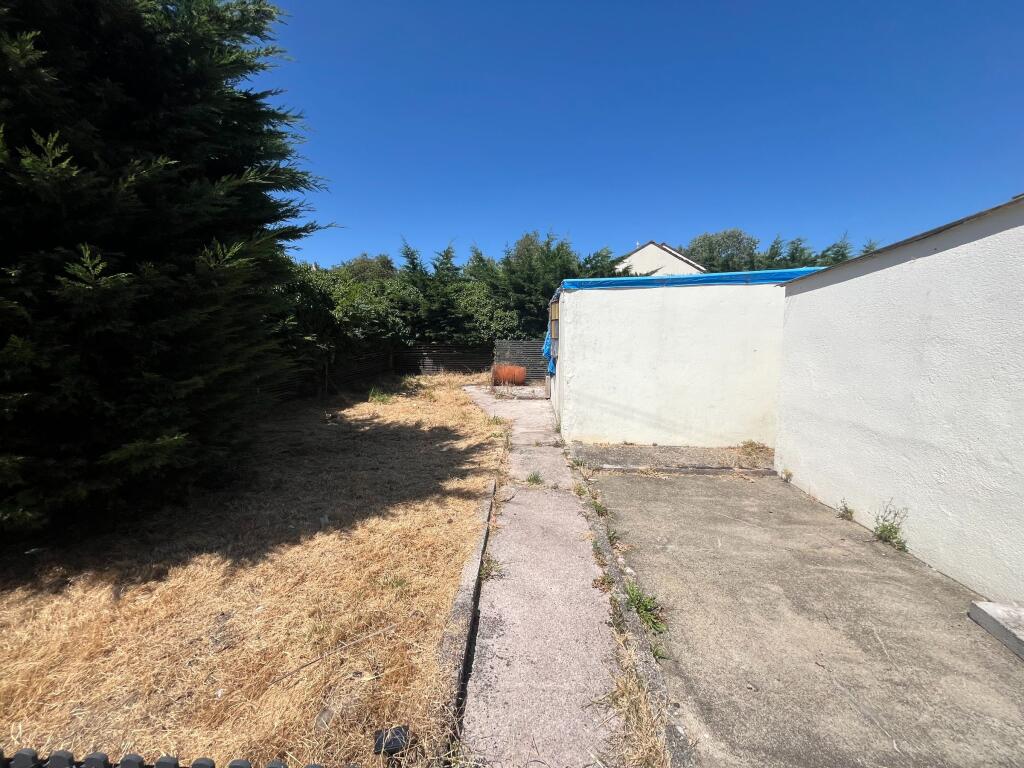 14, Margaret Road, Kingsteignton photo 5