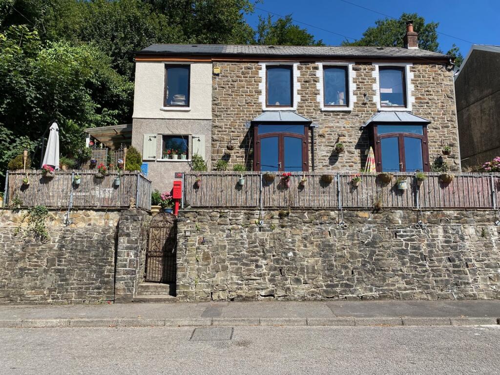 Main image of property: Glynneath Road, Resolven, Neath, Neath Port Talbot.