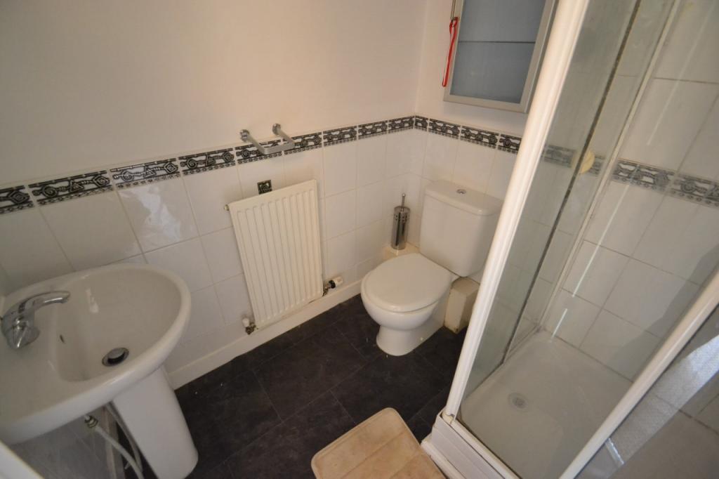 4 bedroom town house for rent