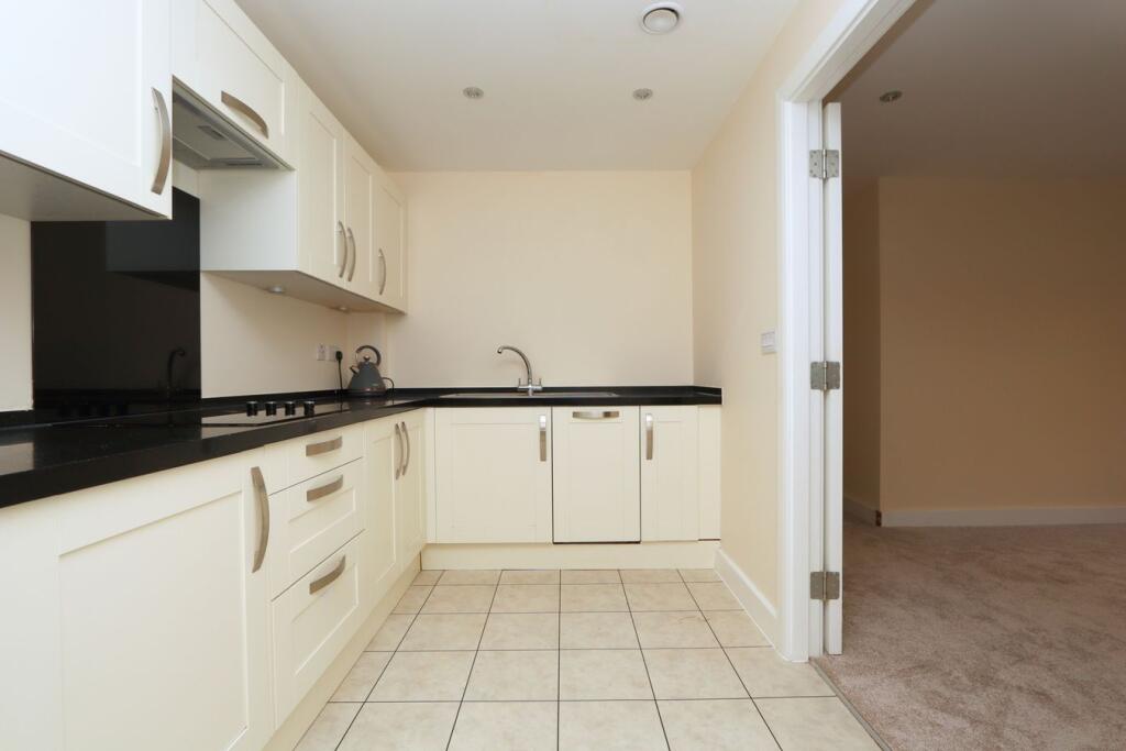 Apartment in Stockport - View 5