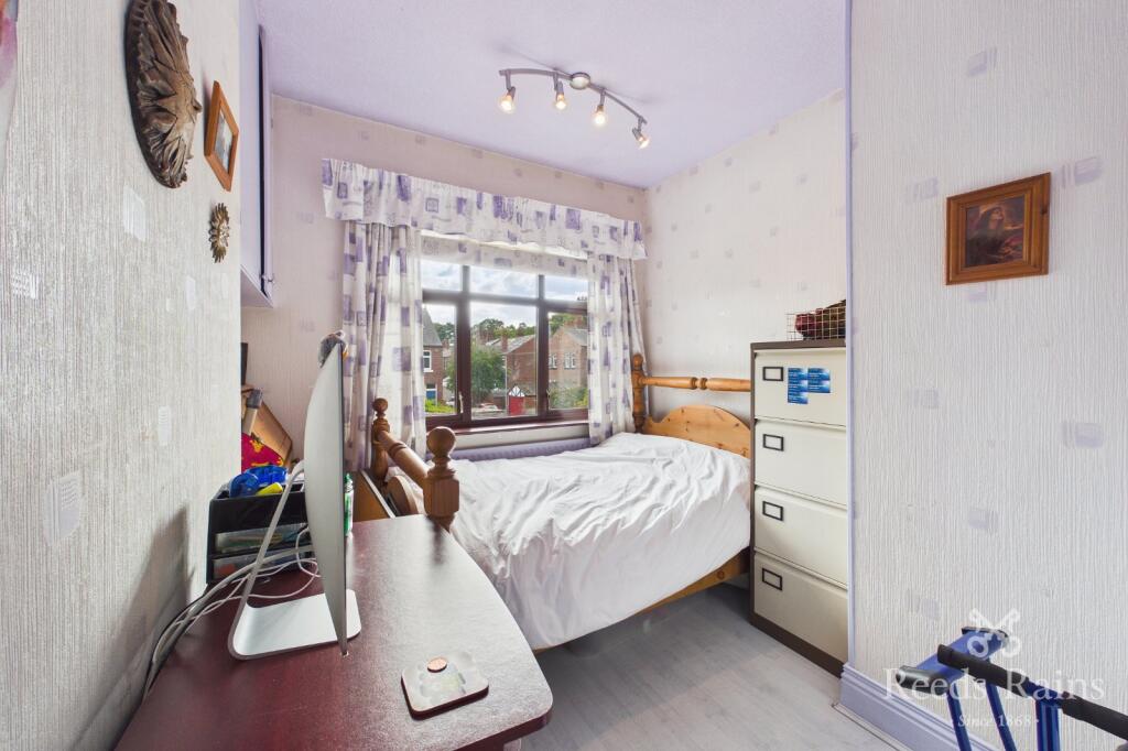 House in Wakefield - View 5