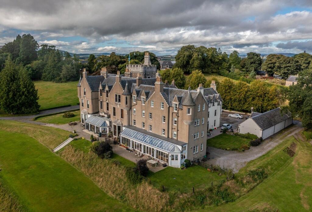 Main image of property: 3 House of Daviot, Mackenzie Drive, Daviot, Inverurie, AB51 0NR