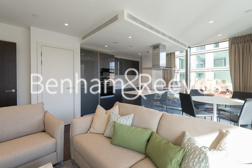 Main image of property: Lavender Place, Royal Mint Street, E1
