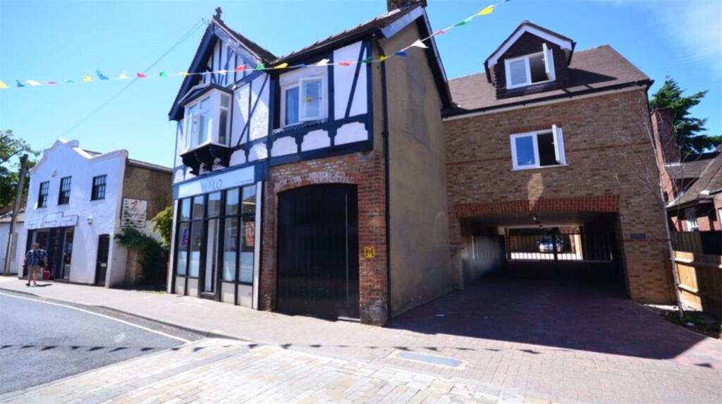 Main image of property: High Street, Burnham, Slough, SL1