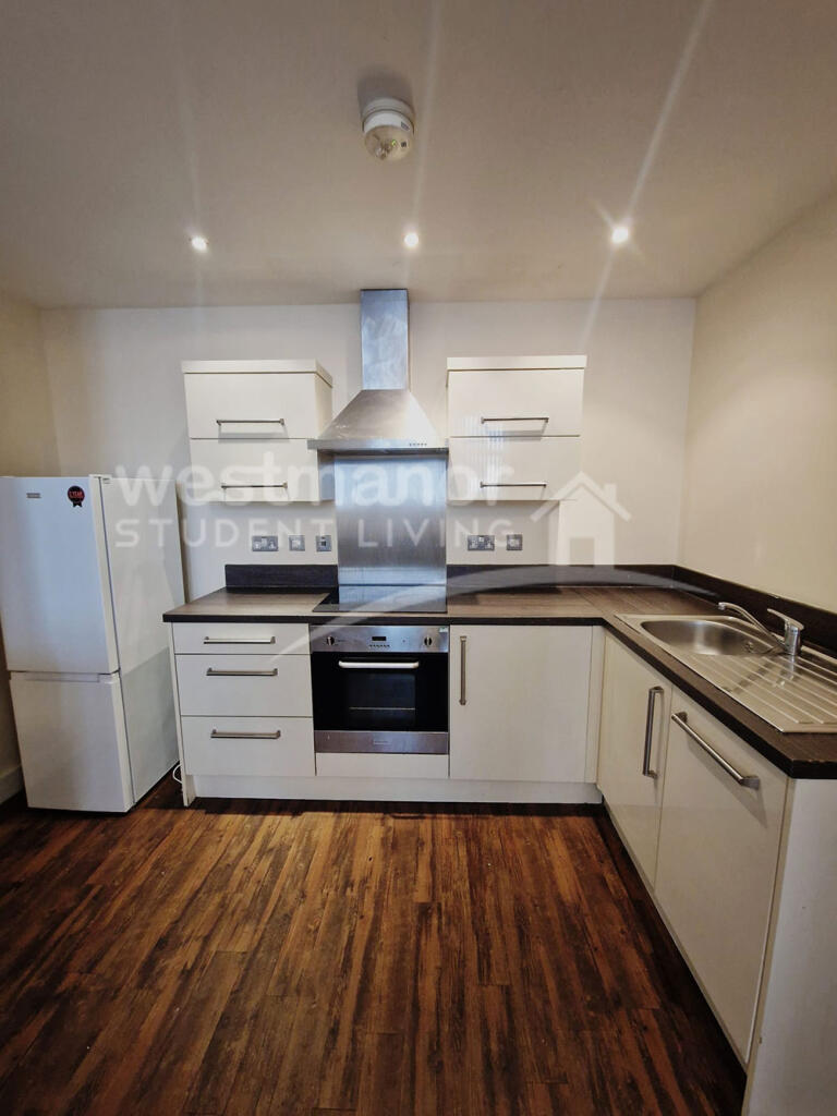 Apartment in Leicester - More