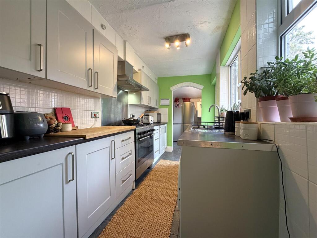House in Nottingham - View 5