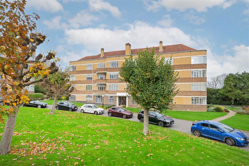 Main image of property: Heath Rise, Putney