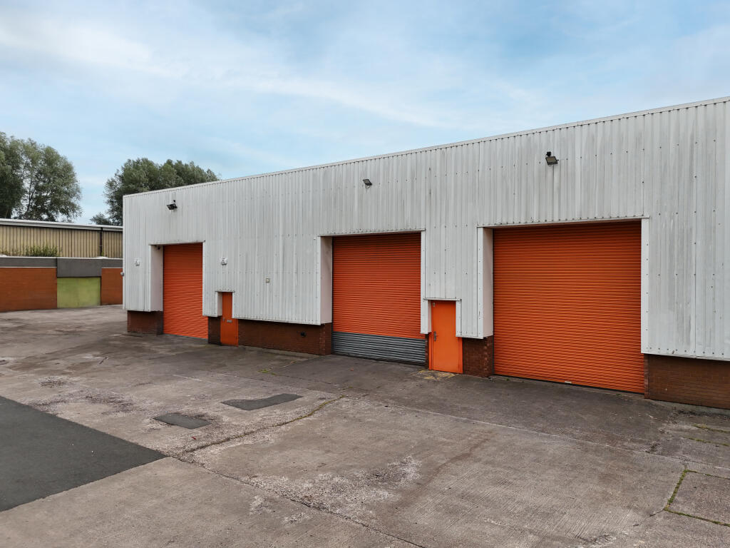 Main image of property: East Moons Moat Industrial Estate, Oxleasow Road, Redditch, B98 0RE