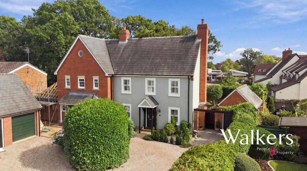 3-bed semi-detached on Cambridge Close, Stock, £725,000