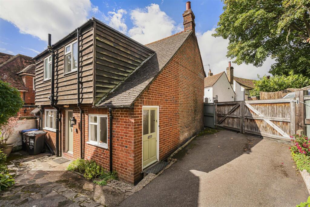 Additional image 18 of Church Street, Welwyn