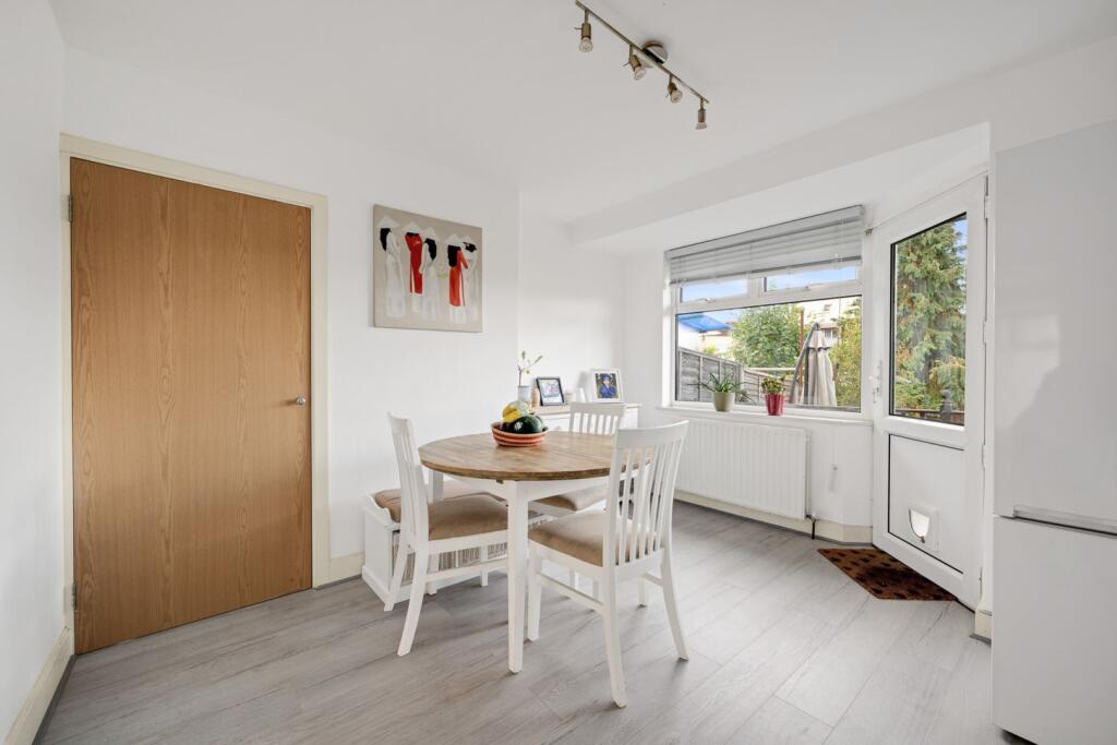 House in Dartford - View 4