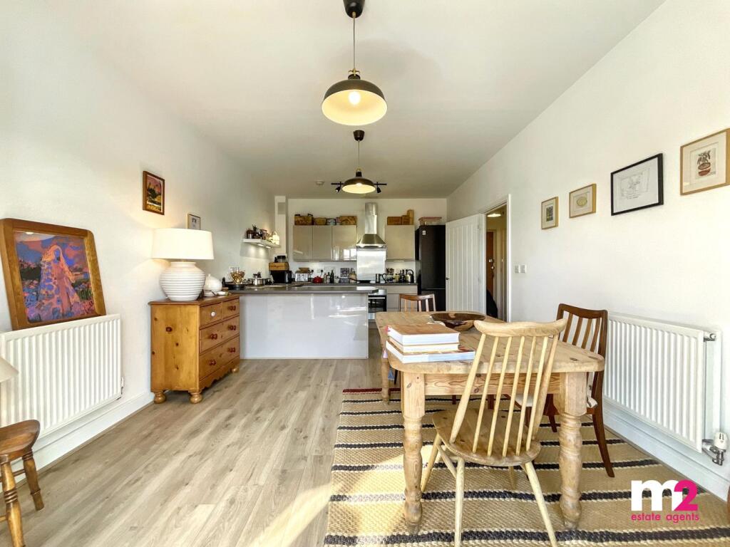 Apartment in Newport, Victoria - View 5