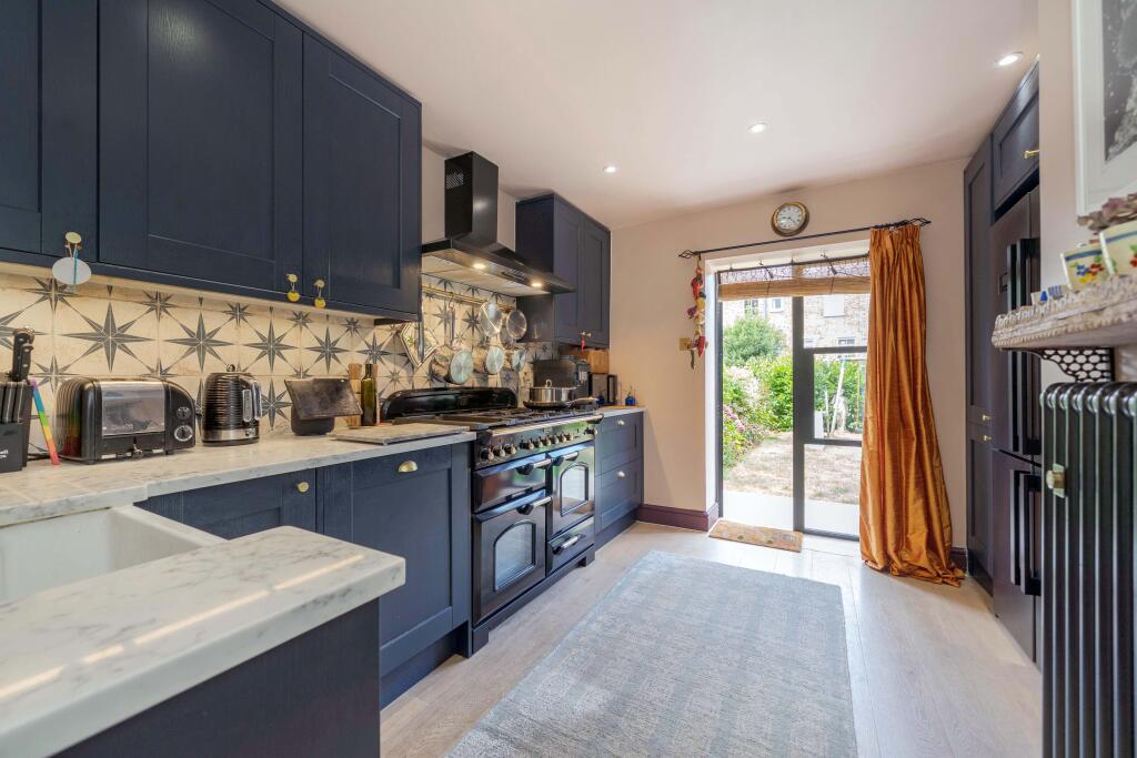 Apartment in London - View 4