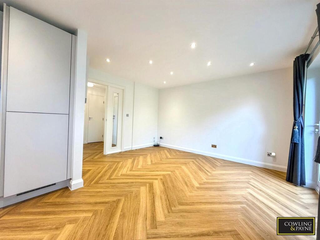 Bradwell Green, Hutton, Brentwood - View 5