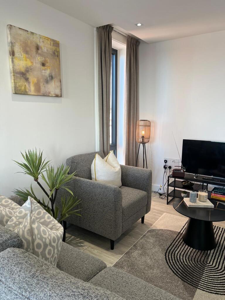 Main image of property: Oxbow, Stephenson House