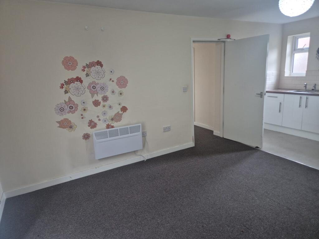 Apartment in Wolverhampton - View 2