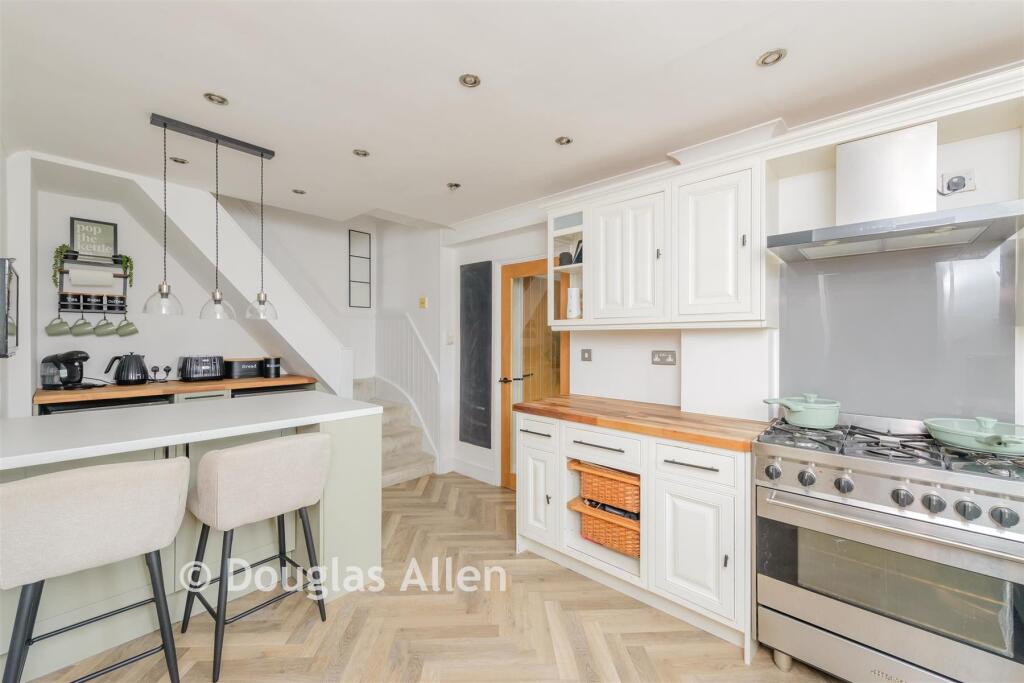 House in Brentwood, Essex - View 4