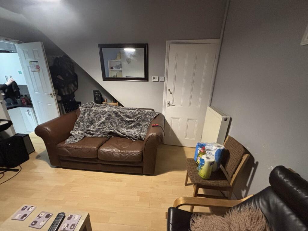 House in Cardiff - More