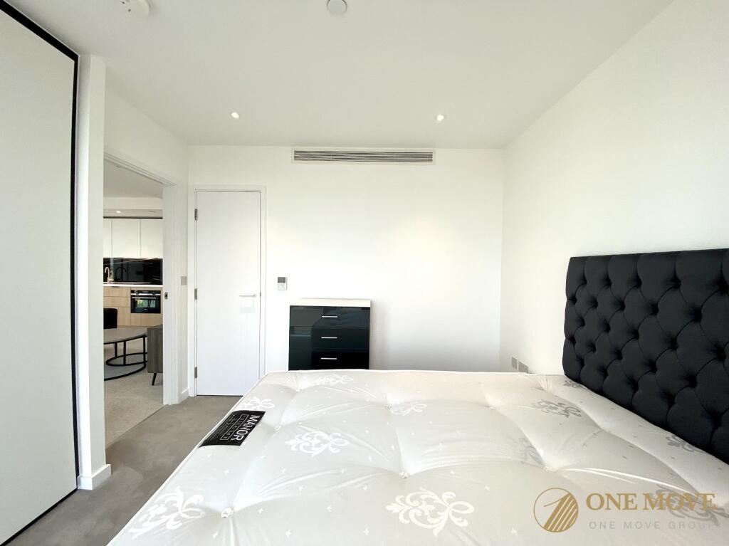 Apartment in London - View 4