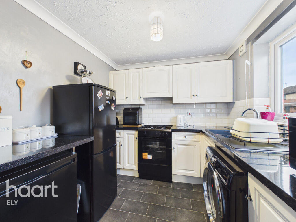 Ashley Gardens, Littleport photo 3