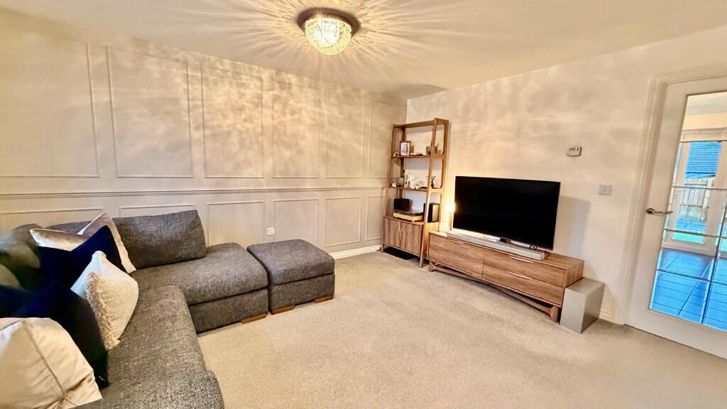 Blackwood Court, Redcar, North Yorkshire, TS10 photo 2