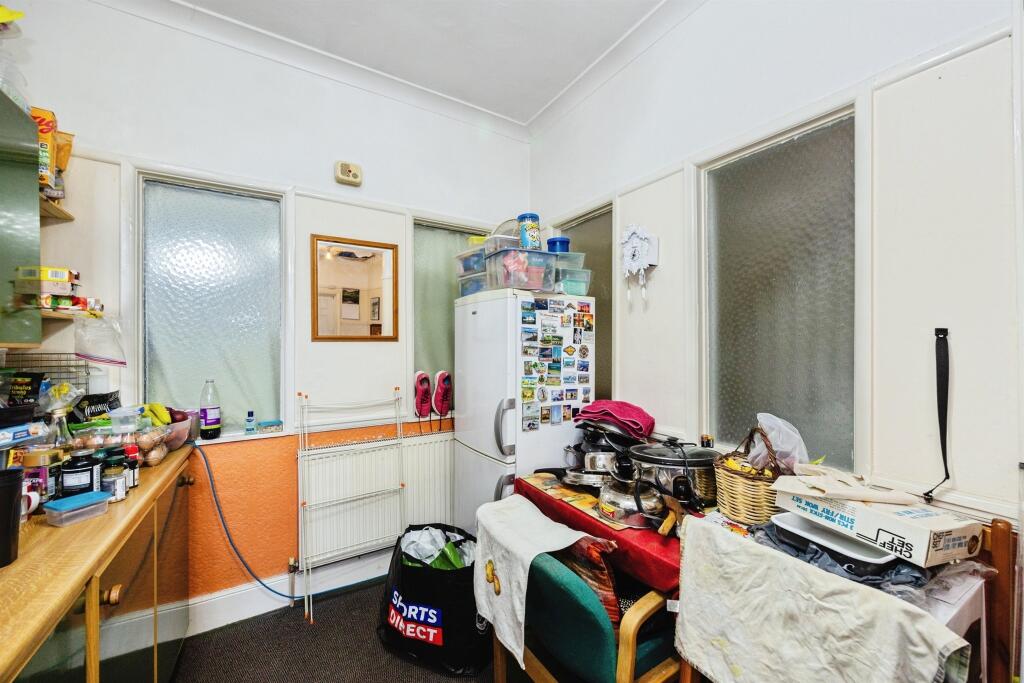 Stubbington Avenue, Portsmouth - View 6