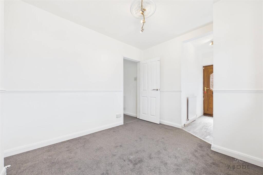 House in Dudley, West Midlands - More