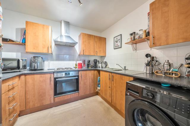 Pelican Lane, Newbury - View 4