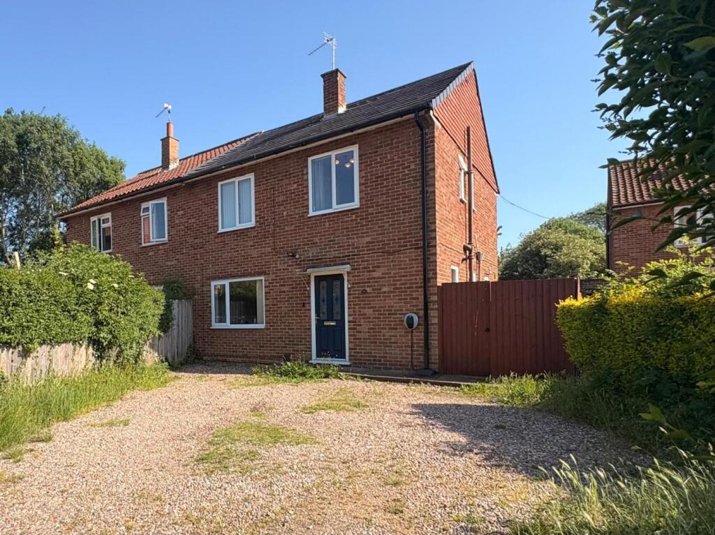 Main image of property: Rosgill Place, Eastfield, Northampton NN3
